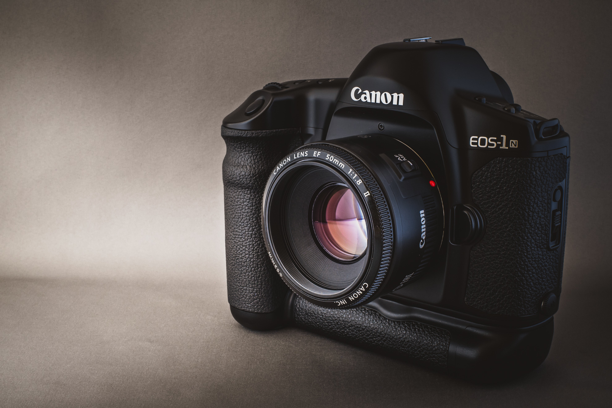 Canon EOS-1N ◇レビュー 外観編◇ | デジタル試しうち
