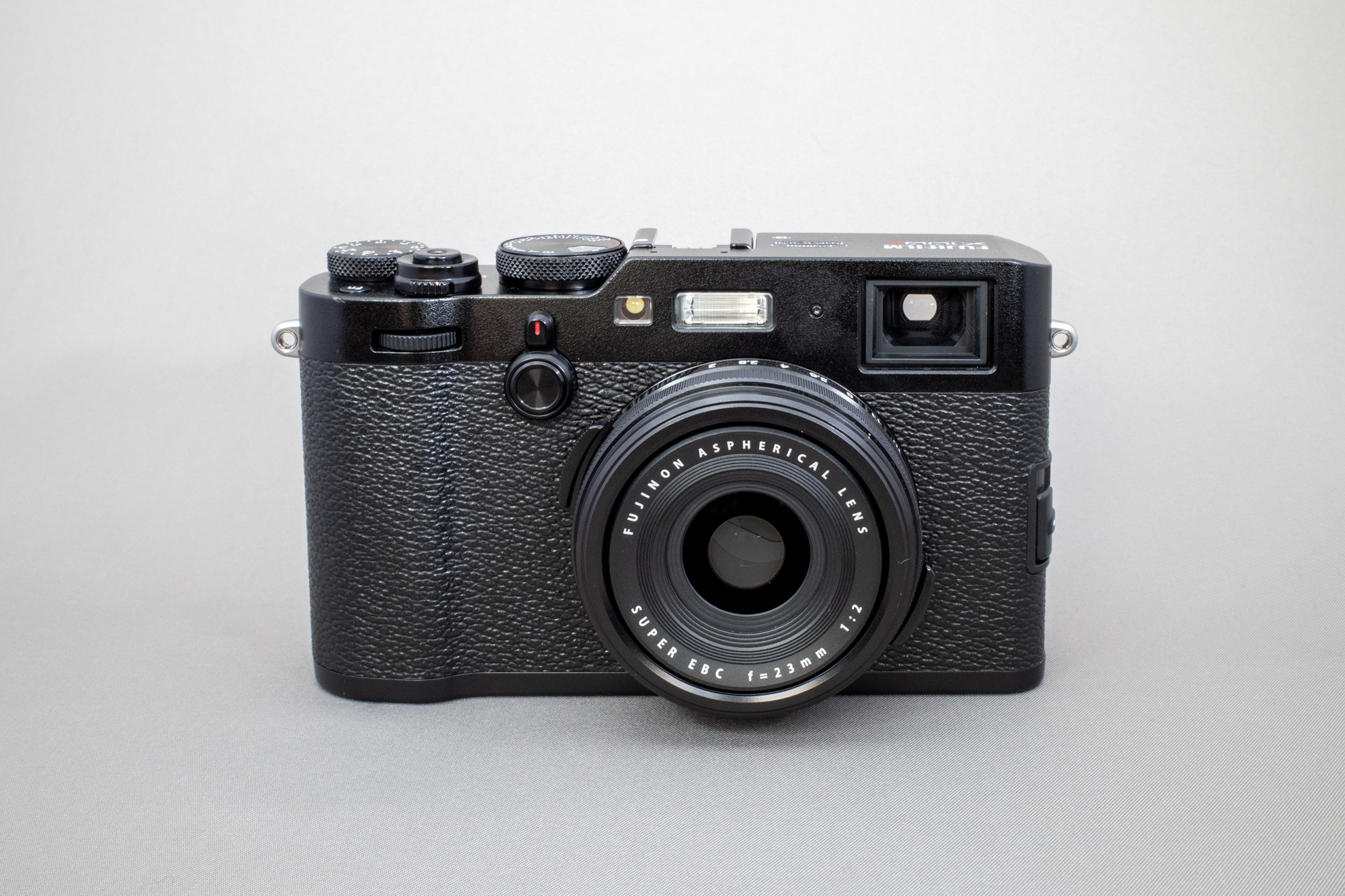 X100F FUJIFILM 富士フイルム ブラック 高級コンデジ カメラ 黒付属品は画像の通りです